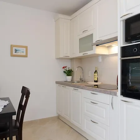 Franka Apartment Orebic